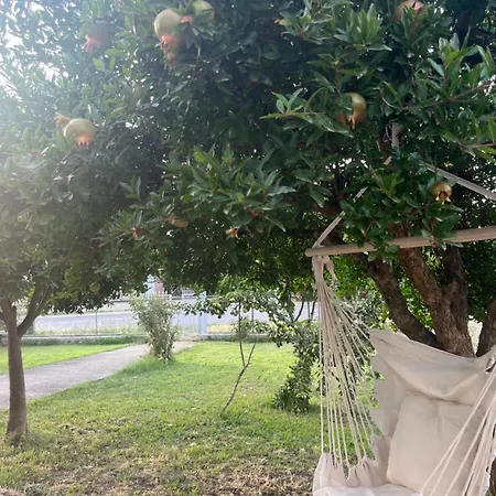 Beverly House Case de vacanță Kriopigi