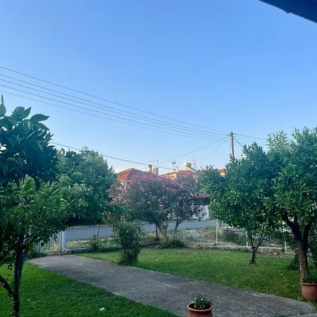 Beverly House Case de vacanță *